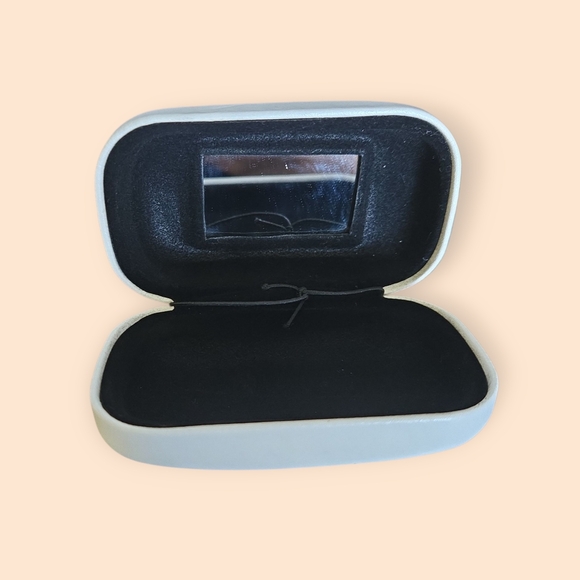 NWT FX Flamingo Print Women's Accessory Case - Pink and Green - Picture 3 of 3